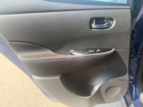 Used 2021 Nissan Leaf SV Plus w/ SV Plus Technology Package FWD image 22