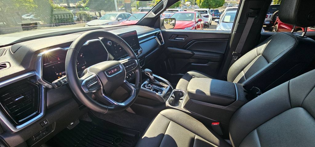 Used 2023 GMC Canyon Elevation w/ Elevation Premium Package AWD/4WD image 23