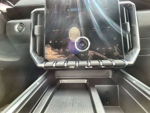 New 2025 GMC Acadia AT4 w/ Super Cruise Package image 30