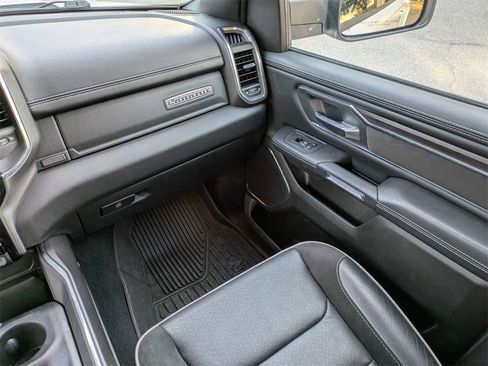 Used 2025 RAM 1500 Laramie image 17