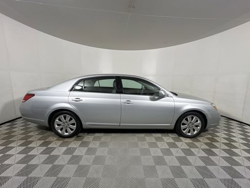 Used 2006 Toyota Avalon XLS image 8