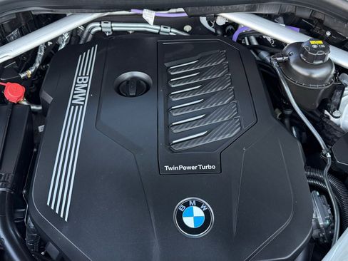 Used 2023 BMW X6 xDrive40i w/ Executive Package image 38