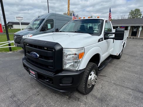 Used 2013 Ford F350 XL image 2