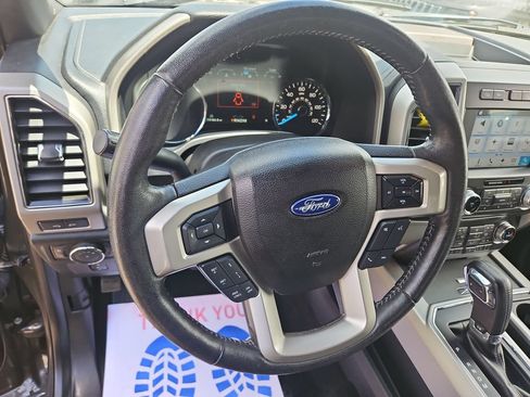 Used 2017 Ford F150 Lariat w/ Equipment Group 502A Luxury AWD/4WD image 14
