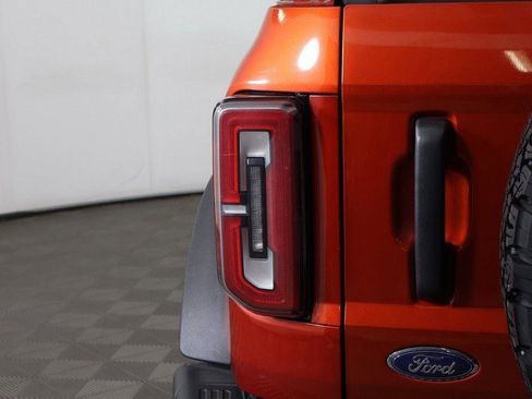 Used 2023 Ford Bronco Badlands AWD/4WD image 18