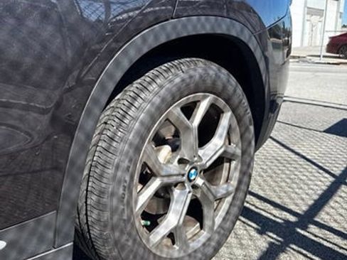 Used 2024 BMW X3 xDrive30i w/ Premium Package AWD/4WD image 12