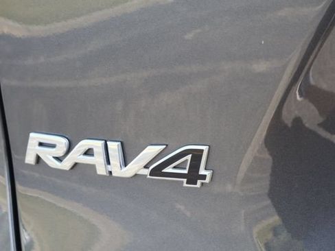 Used 2024 Toyota RAV4 LE FWD image 8
