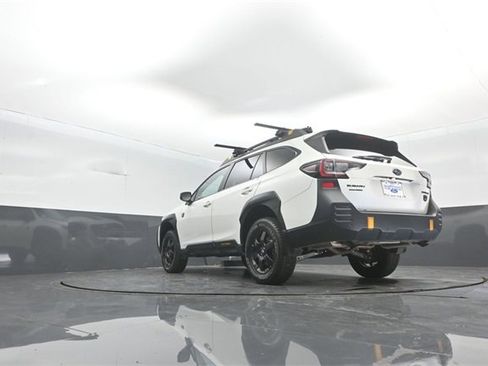 Used 2025 Subaru Outback Wilderness image 27