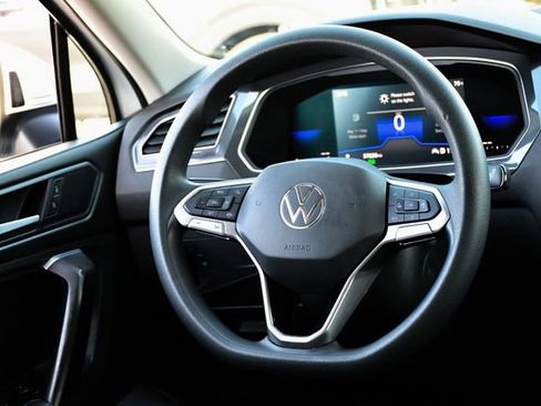Used 2022 Volkswagen Tiguan S FWD image 18