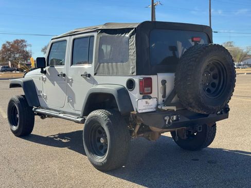 Used 2008 Jeep Wrangler Unlimited X image 12