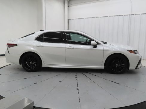 Used 2024 Toyota Camry XSE FWD image 2