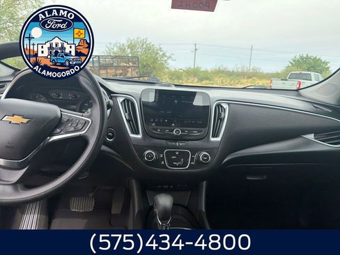 Used 2024 Chevrolet Malibu LS FWD image 12
