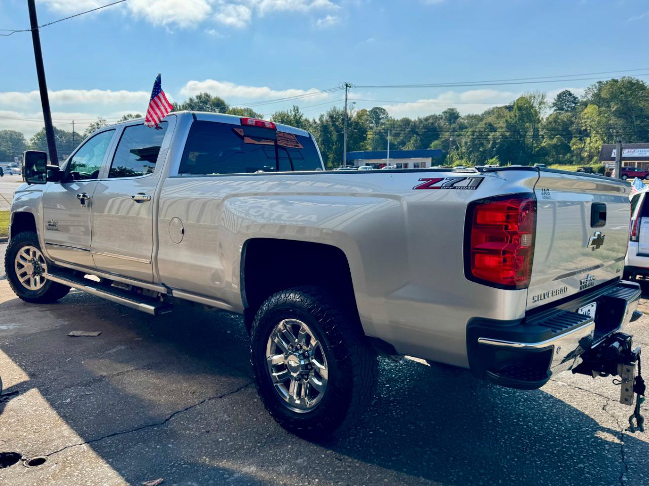 Used 2019 Chevrolet Silverado 3500 LTZ w/ Duramax Plus Package AWD/4WD image 8