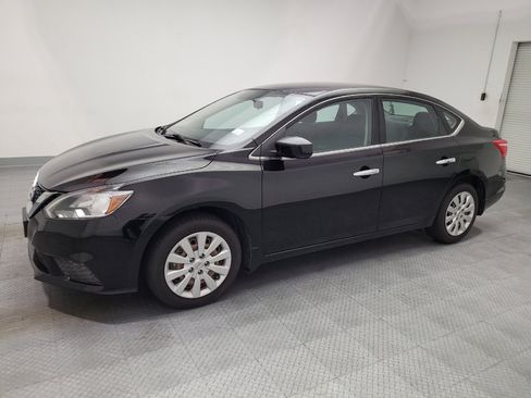 Used 2016 Nissan Sentra S FWD image 2