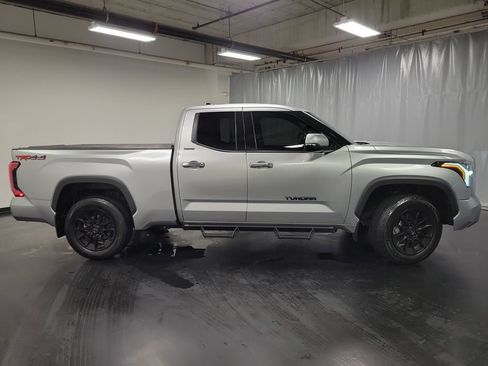 Used 2022 Toyota Tundra Limited w/ TRD Off-Road Package AWD/4WD image 9