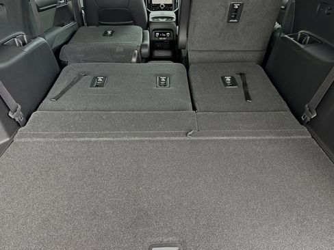 New 2025 GMC Acadia AT4 w/ Super Cruise Package image 14