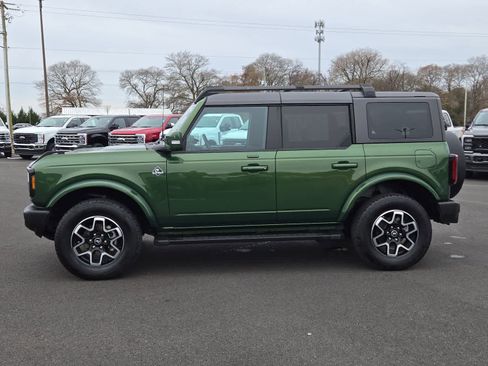 Used 2023 Ford Bronco Outer Banks image 5
