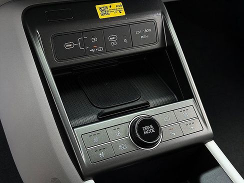 New 2027 Hyundai Kona Limited FWD image 13