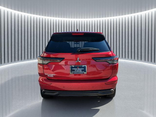 New 2026 Mitsubishi Outlander ES FWD image 5