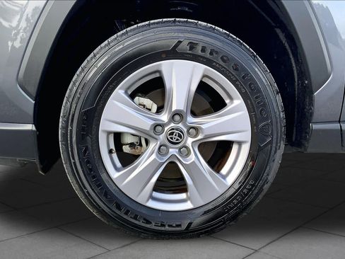 Used 2025 Toyota RAV4 LE AWD/4WD image 11