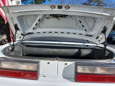 Used 1991 Ford Mustang LX RWD image 32