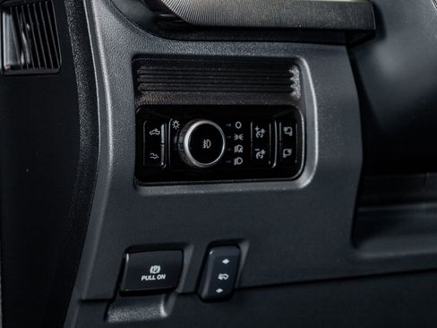 Used 2025 Ford F350 Platinum image 22