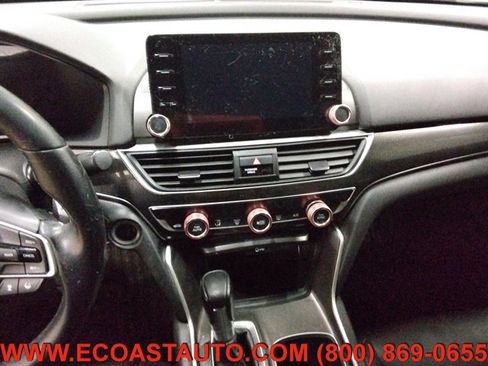 Used 2018 Honda Accord Sport image 12