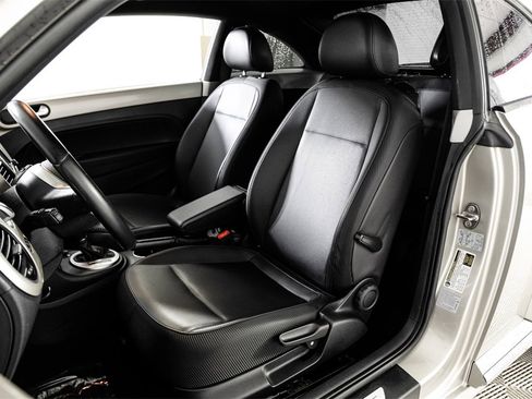 Used 2016 Volkswagen Beetle 1.8T SE image 28