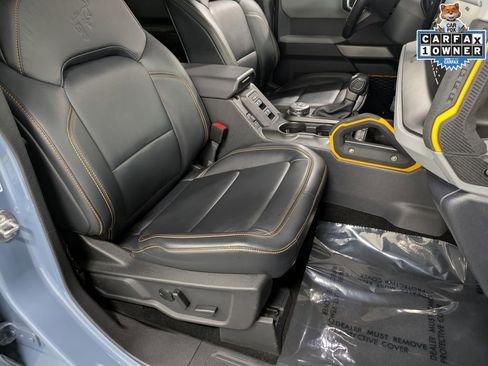 Used 2023 Ford Bronco Badlands w/ Sasquatch Package image 29
