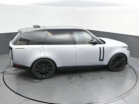 Used 2024 Land Rover Range Rover SE AWD/4WD image 38