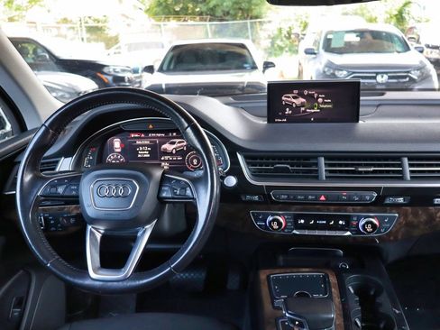 Used 2017 Audi Q7 3.0T Premium Plus AWD/4WD image 23