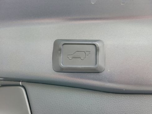 Used 2021 Toyota RAV4 XSE image 29