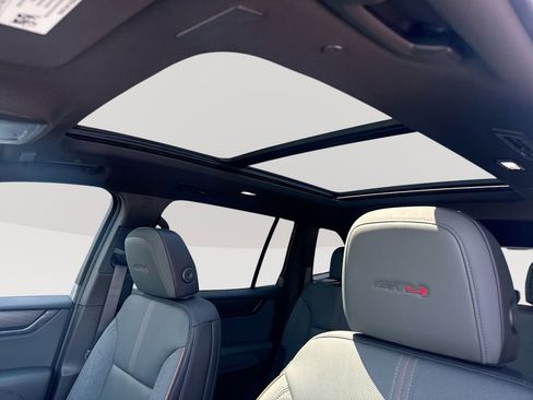 New 2026 GMC Acadia AT4 w/ Luxury Package AWD/4WD image 19