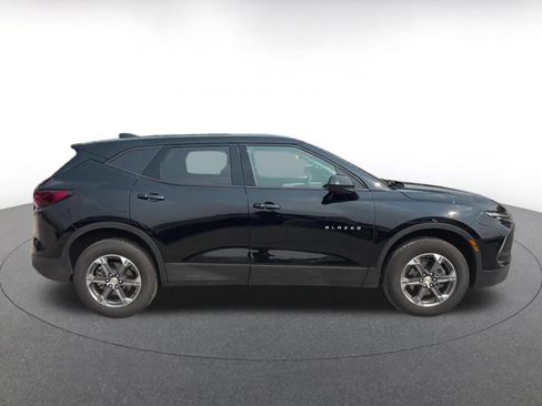Used 2026 Chevrolet Blazer LT FWD image 13