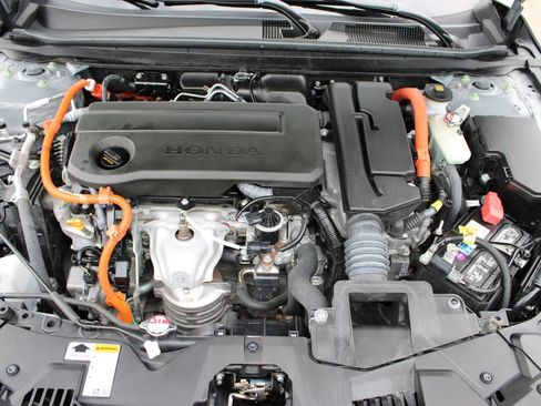 Used 2024 Honda Accord Sport image 40