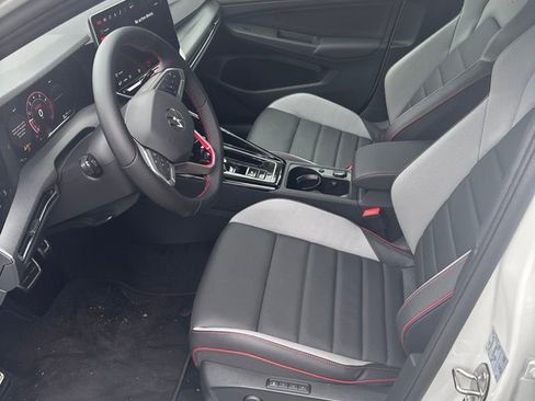 Used 2026 Volkswagen GTI SE FWD image 7
