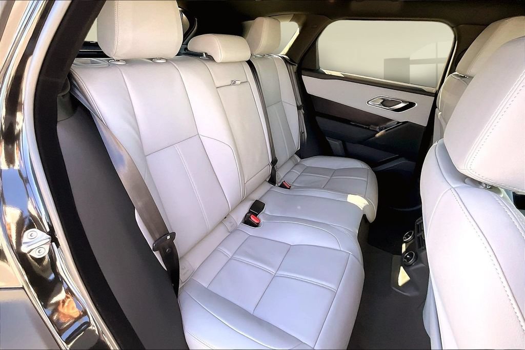 New 2026 Land Rover Range Rover Velar Dynamic SE AWD/4WD image 10