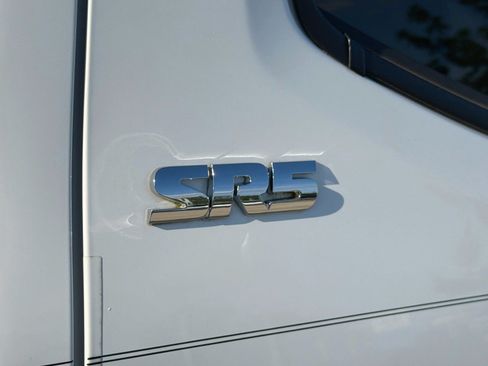 Used 2023 Toyota Tacoma SR5 RWD image 27