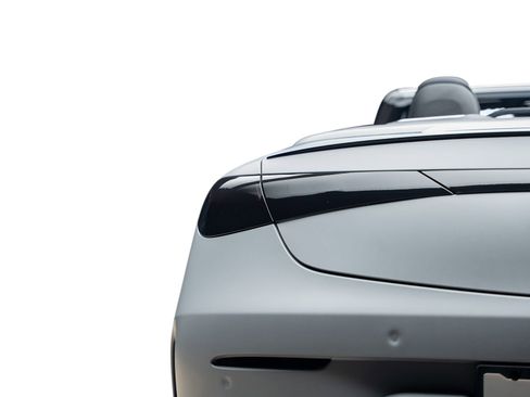 Used 2025 Mercedes-Benz CLE 450 4MATIC Cabriolet w/ Night Package image 19