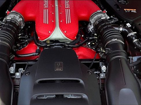 Used 2022 Ferrari 812 Competizione RWD image 24