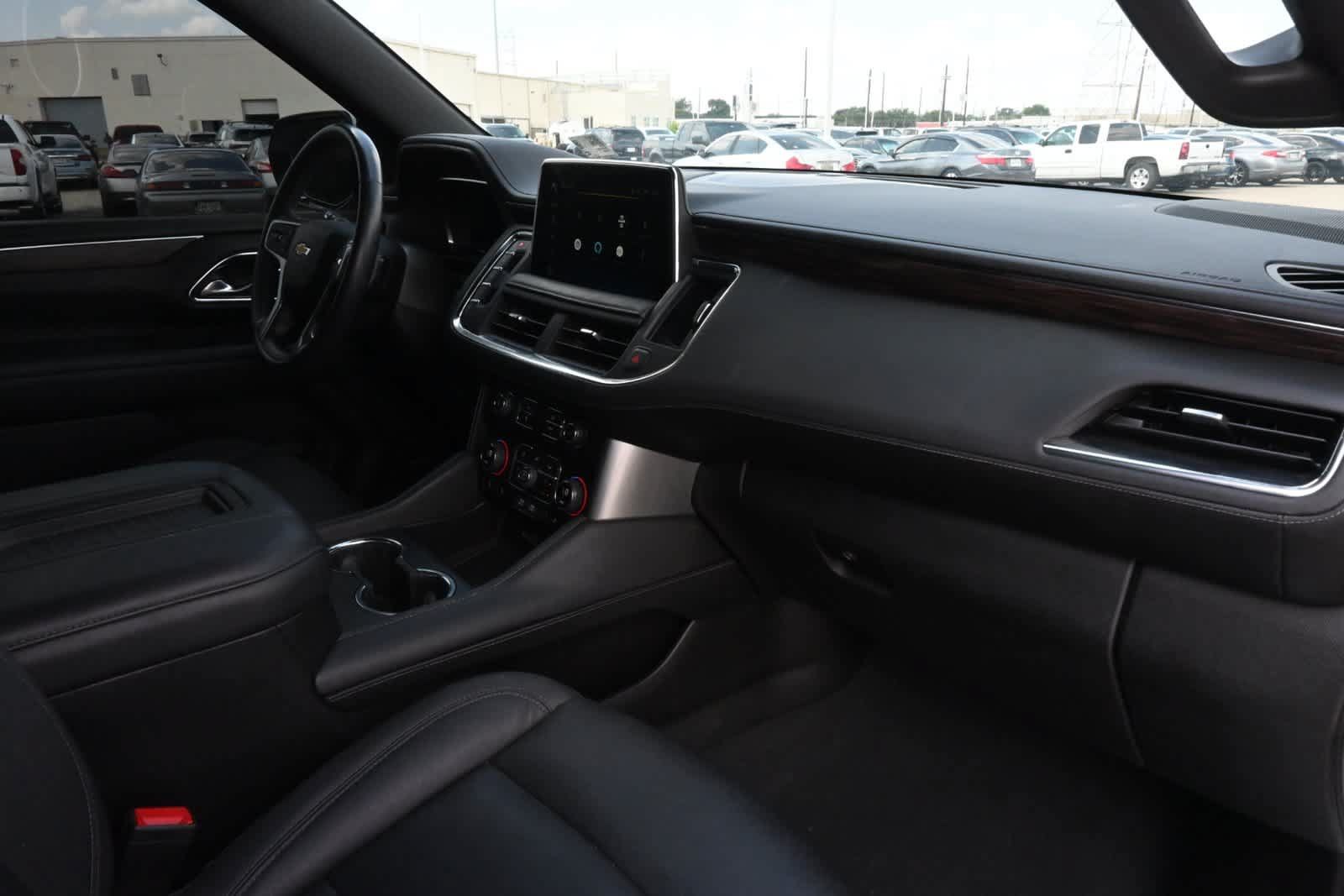 Used 2023 Chevrolet Tahoe LT w/ Luxury Package RWD image 23
