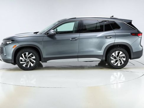 New 2026 Volkswagen Tiguan S FWD image 39