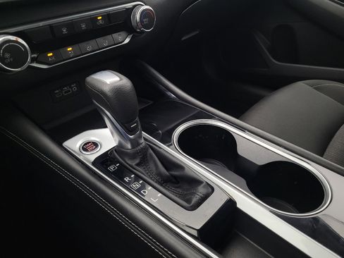 Used 2023 Nissan Altima 2.5 SV image 26