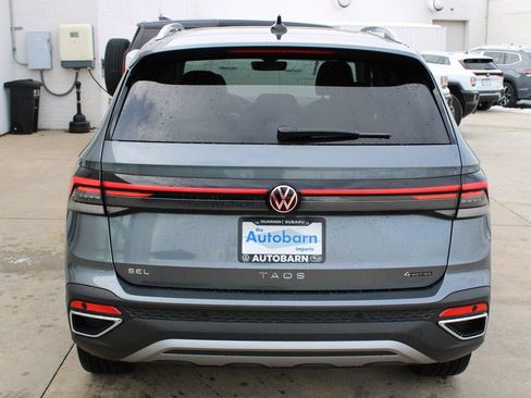 New 2026 Volkswagen Taos SEL AWD/4WD image 5