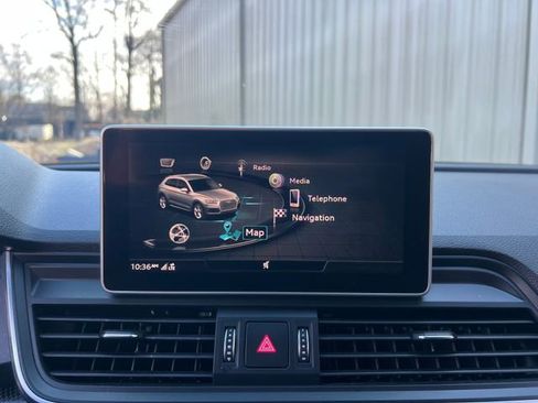 Used 2020 Audi SQ5 Premium Plus w/ Premium Plus Package image 24