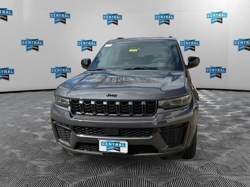 New 2026 Jeep Grand Cherokee Altitude AWD/4WD image 7