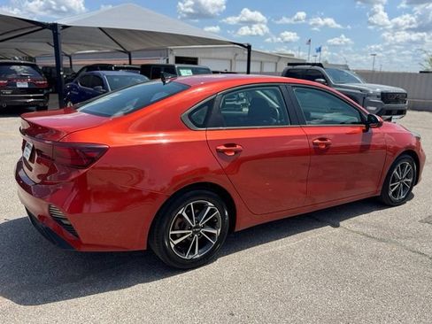 Used 2022 Kia Forte LXS FWD image 6