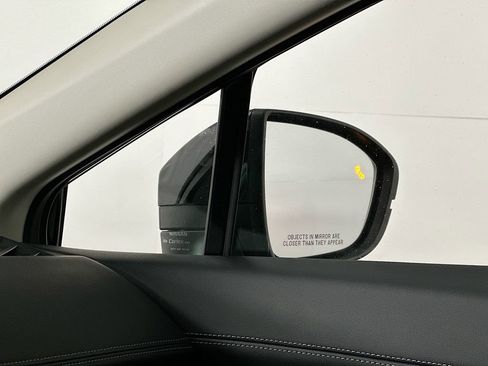 New 2026 Nissan Murano SV image 24