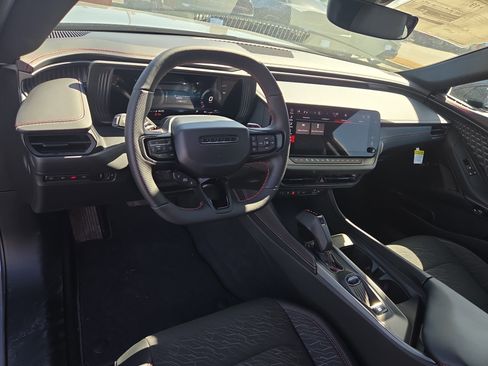 New 2026 Dodge Charger Scat Pack w/ Blacktop Package image 4