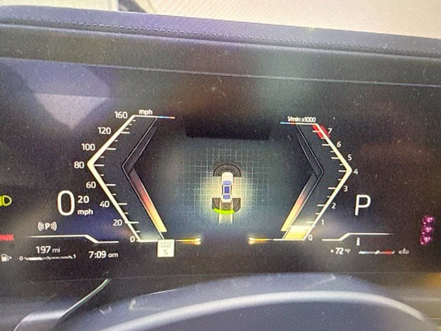 Used 2023 BMW 740i RWD image 5